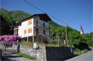 casa indipendente in vendita a Calasca-Castiglione in zona Calasca Dentro