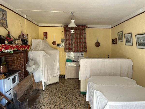 appartamento in vendita a Cambiasca