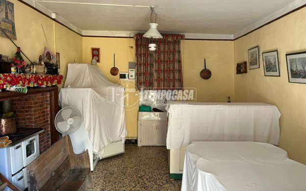 appartamento in vendita a Cambiasca