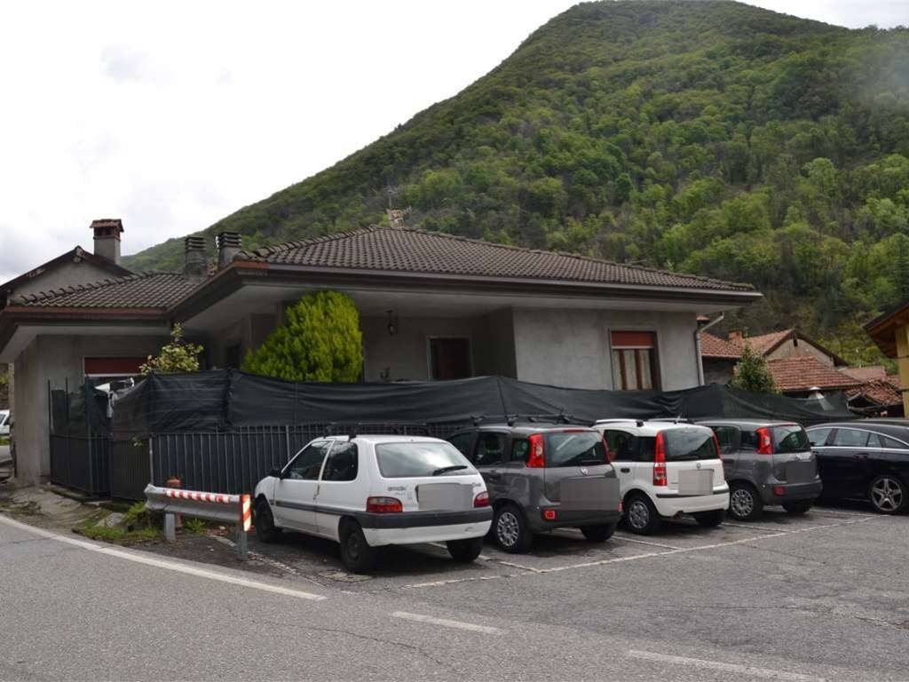 appartamento in vendita a Cambiasca in zona Ramello