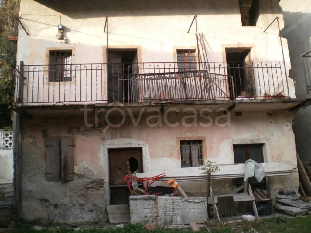 terreno agricolo in vendita a Cambiasca in zona Ramello