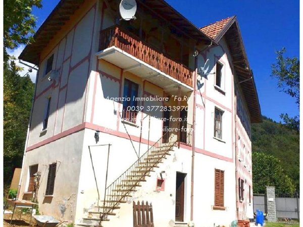 casa indipendente in vendita a Cambiasca