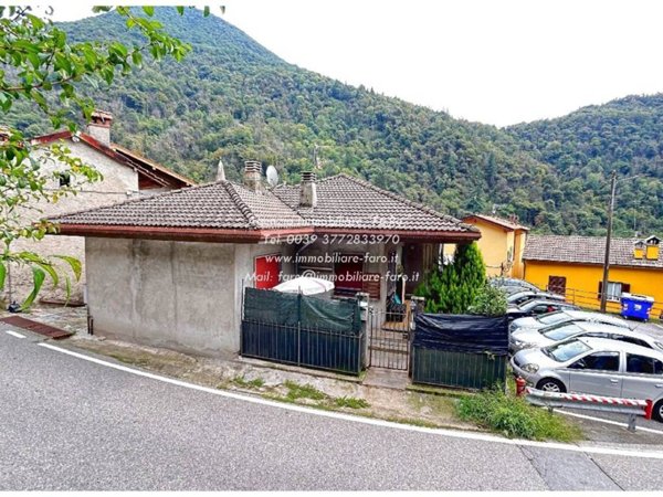 casa indipendente in vendita a Cambiasca in zona Ramello