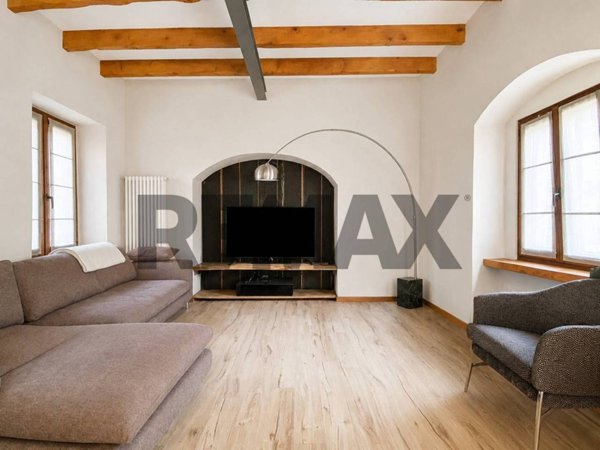 casa indipendente in vendita a Cambiasca in zona Comero