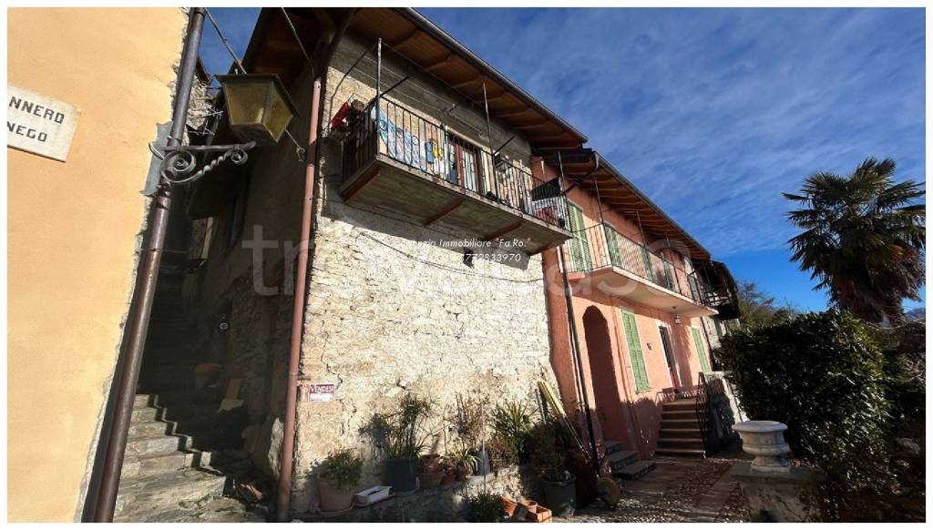casa indipendente in vendita a Cannero Riviera