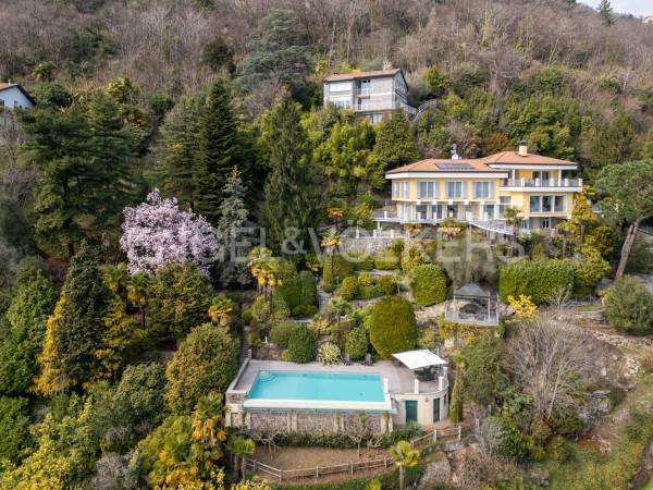 casa indipendente in vendita a Cannero Riviera