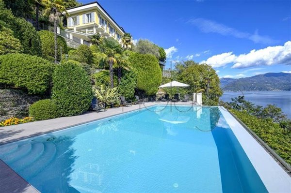 casa indipendente in vendita a Cannero Riviera