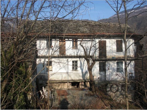 casa indipendente in vendita a Cannero Riviera