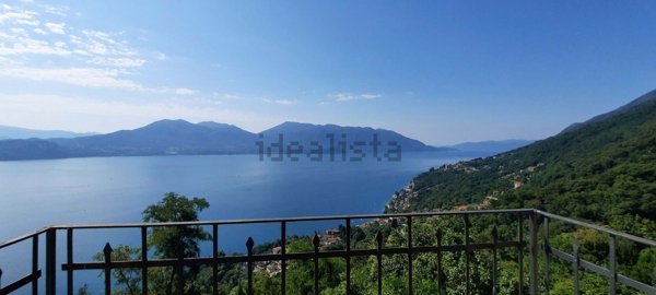 casa indipendente in vendita a Cannero Riviera in zona Donego