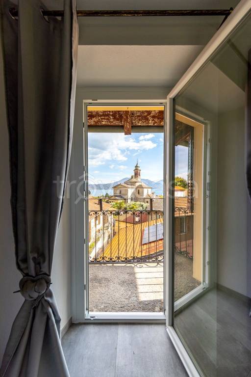 casa indipendente in vendita a Cannero Riviera