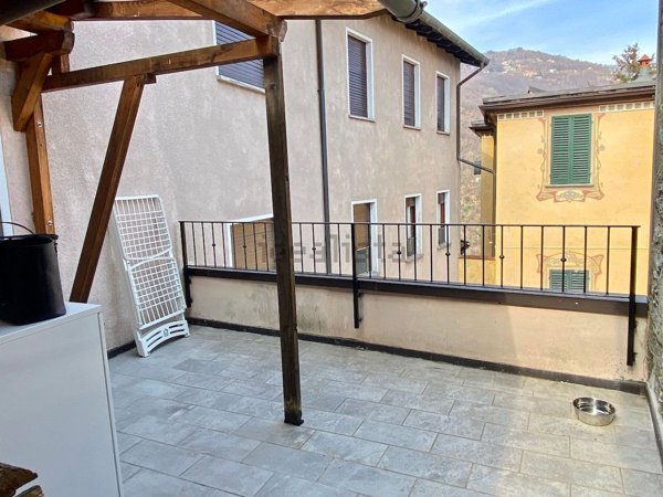 appartamento in vendita a Cannero Riviera in zona Oggiogno