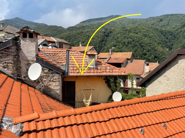 casa indipendente in vendita a Cannero Riviera in zona Oggiogno