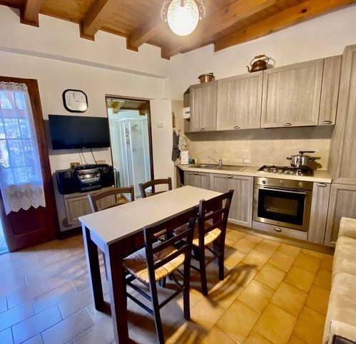 appartamento in vendita a Cannero Riviera in zona Oggiogno