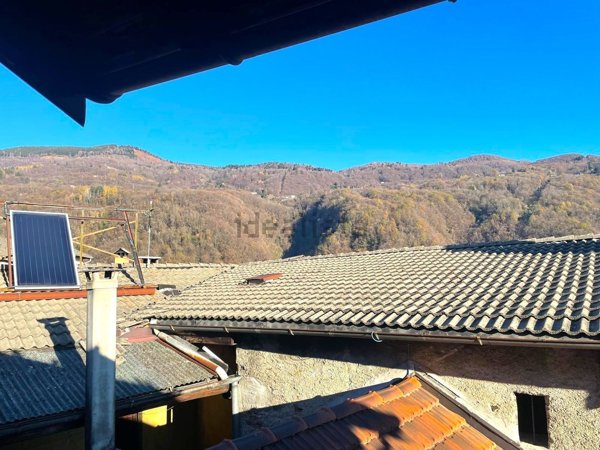 casale in vendita a Cannero Riviera in zona Oggiogno