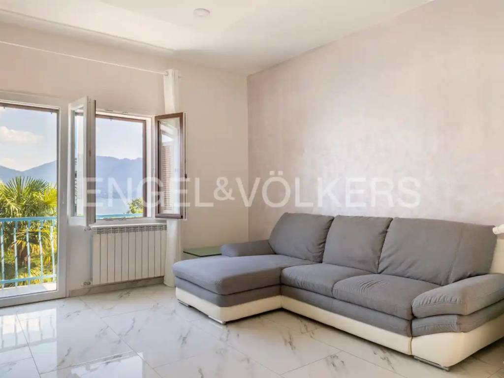 appartamento in vendita a Cannero Riviera in zona Cassino