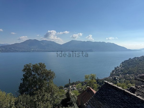 casa indipendente in vendita a Cannero Riviera in zona Donego