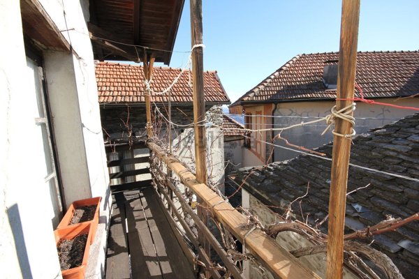 casa indipendente in vendita a Cannero Riviera in zona Oggiogno