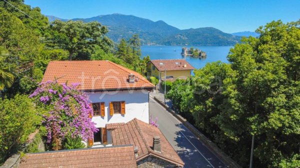 casa indipendente in vendita a Cannero Riviera in zona Cheggio