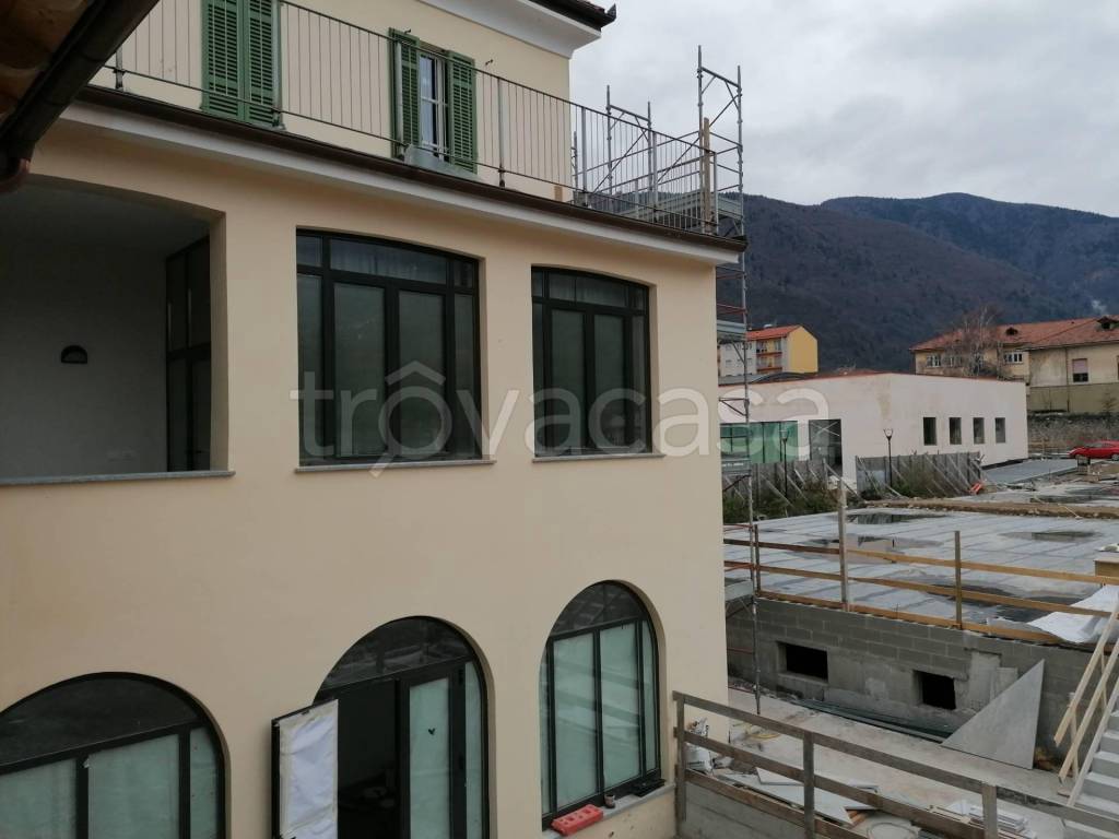 appartamento in vendita a Cannobio
