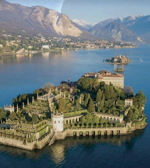 negozio in vendita a Cannobio