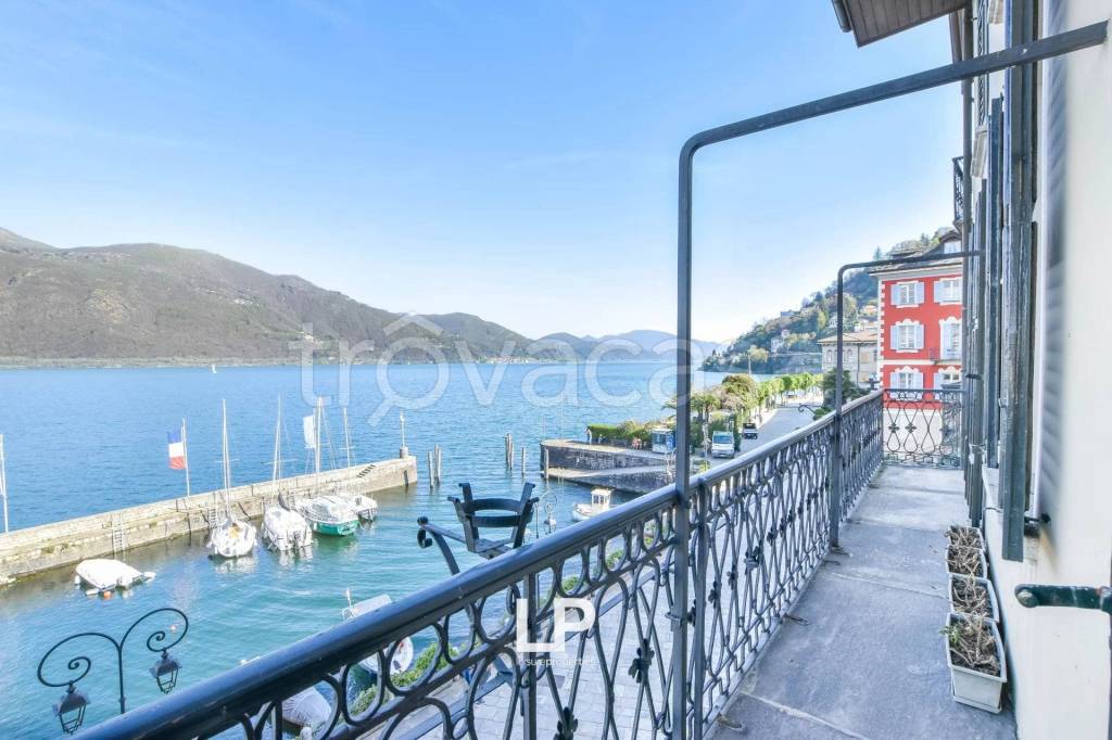 casa indipendente in vendita a Cannobio
