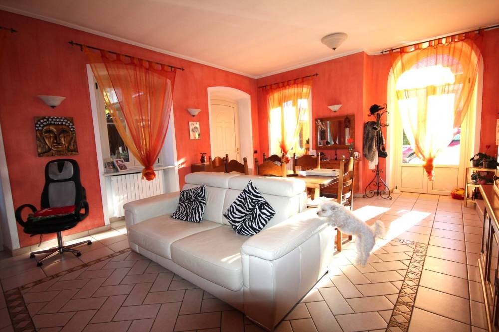 casa indipendente in vendita a Cannobio