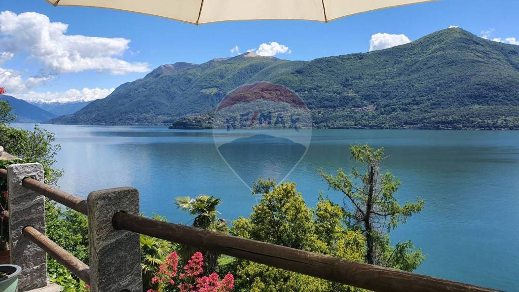 appartamento in vendita a Cannobio in zona Piaggio Valmara