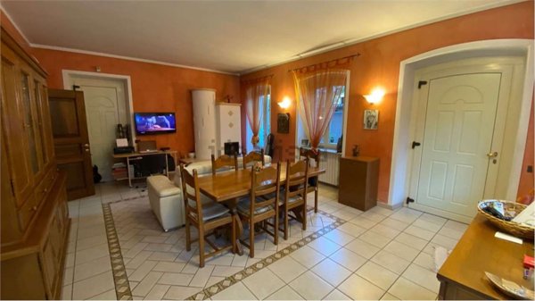 casa indipendente in vendita a Cannobio