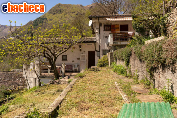 casa indipendente in vendita a Cannobio