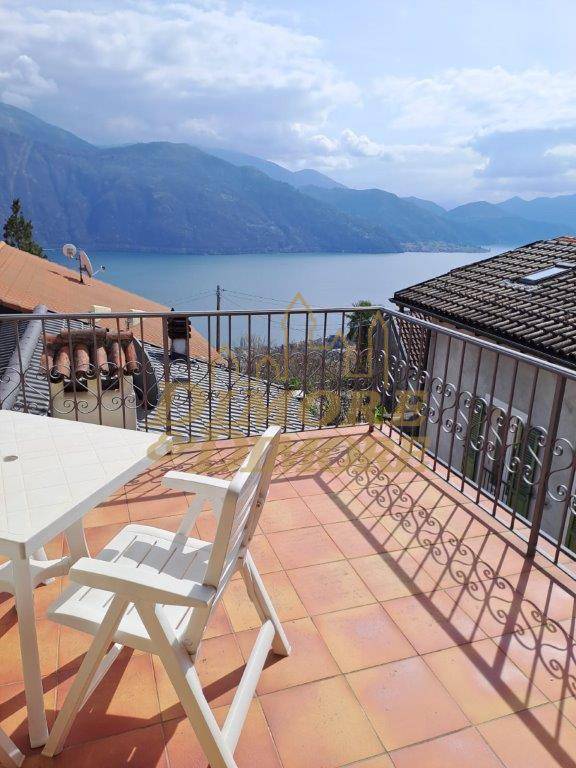 casa indipendente in vendita a Cannobio in zona Sant'Agata