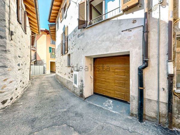 casa semindipendente in vendita a Cannobio