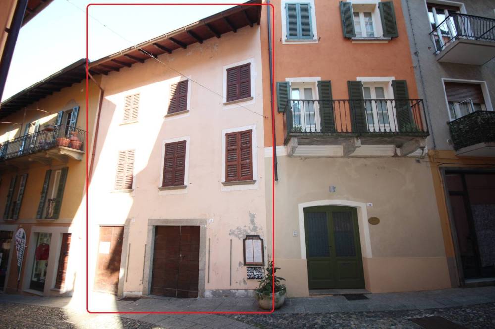 casa indipendente in vendita a Cannobio