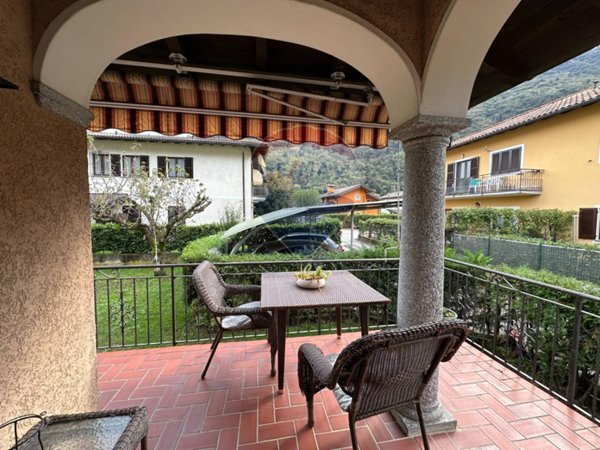 casa indipendente in vendita a Cannobio