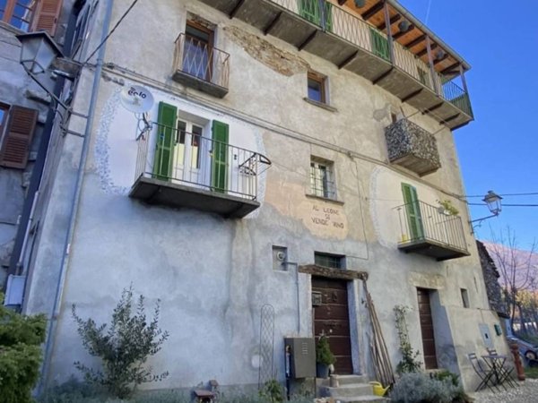 appartamento in vendita a Cannobio in zona Sant'Agata