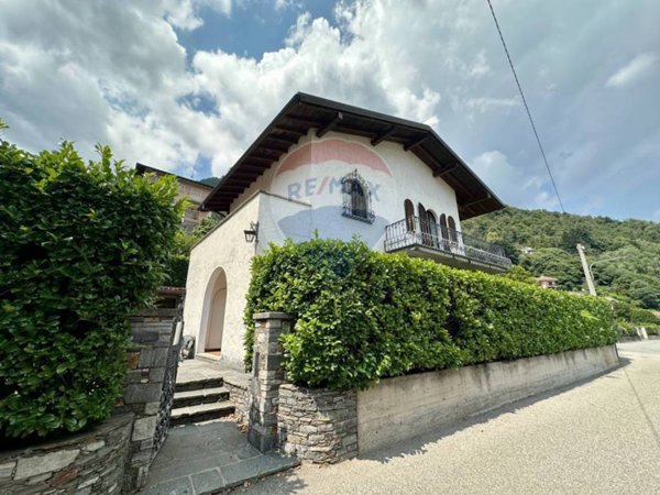 casa indipendente in vendita a Cannobio