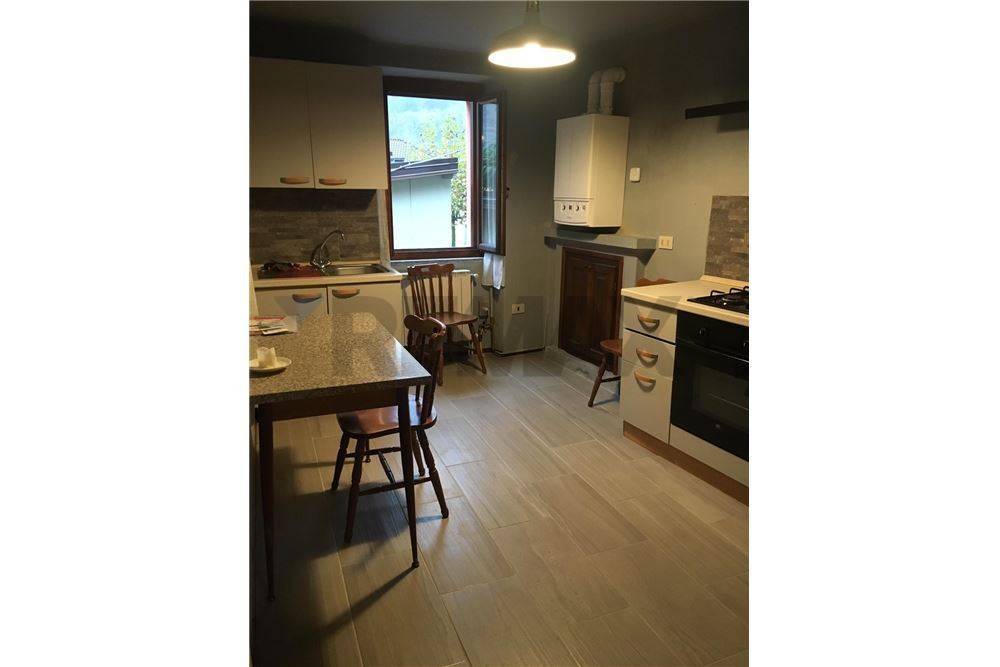 appartamento in vendita a Cannobio in zona Traffiume