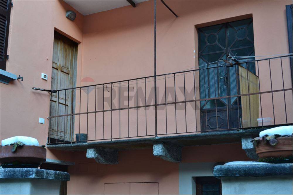 appartamento in vendita a Cannobio in zona Traffiume