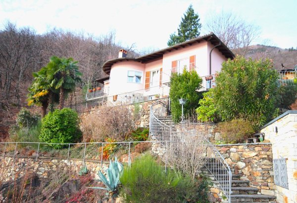 casa indipendente in vendita a Cannobio