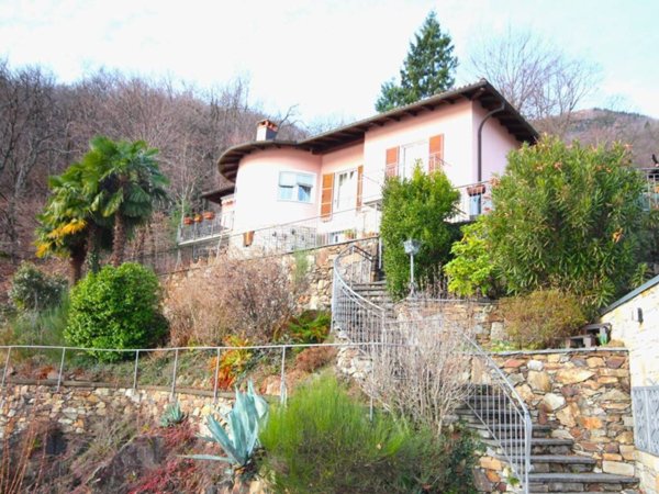 casa indipendente in vendita a Cannobio