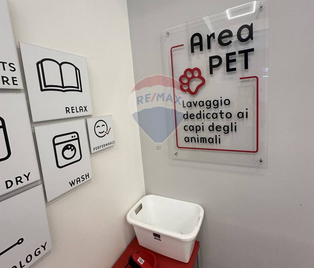 negozio in vendita a Cannobio