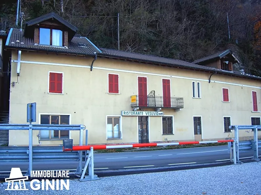 negozio in vendita a Cannobio