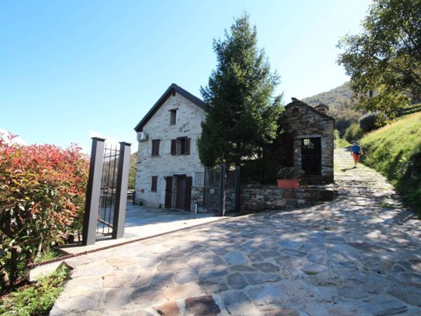 casa indipendente in vendita a Cannobio