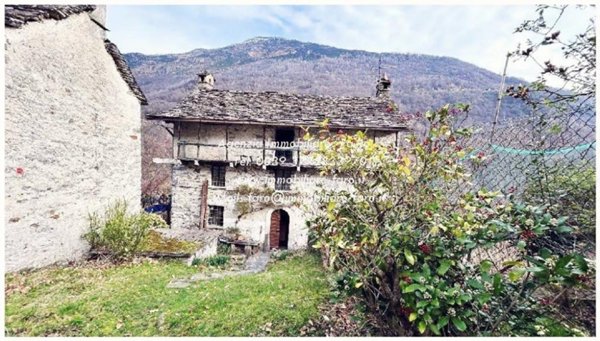 casa indipendente in vendita a Cannobio