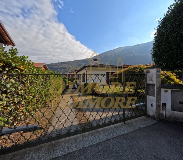 casa indipendente in vendita a Cannobio in zona Traffiume