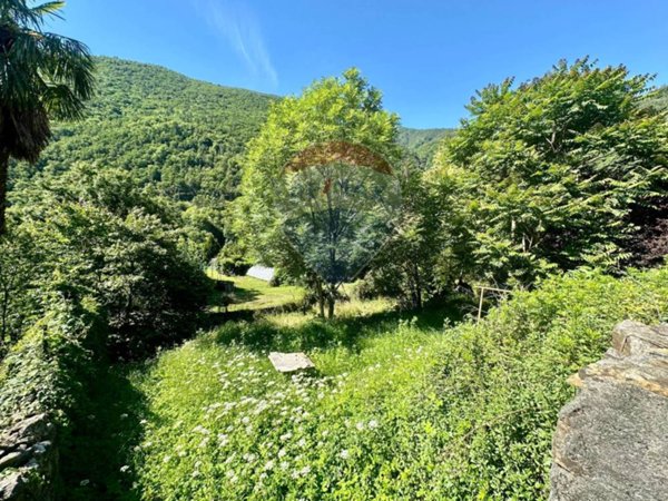 terreno edificabile in vendita a Cannobio in zona Traffiume