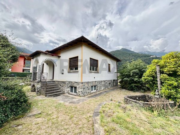 casa indipendente in vendita a Cannobio