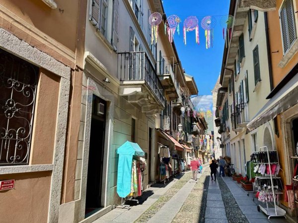 negozio in vendita a Cannobio