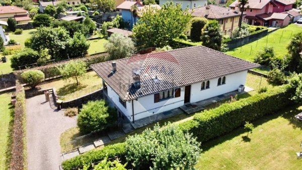 casa indipendente in vendita a Cannobio