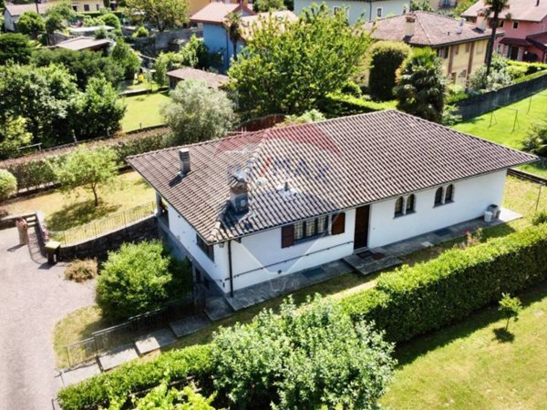 casa indipendente in vendita a Cannobio