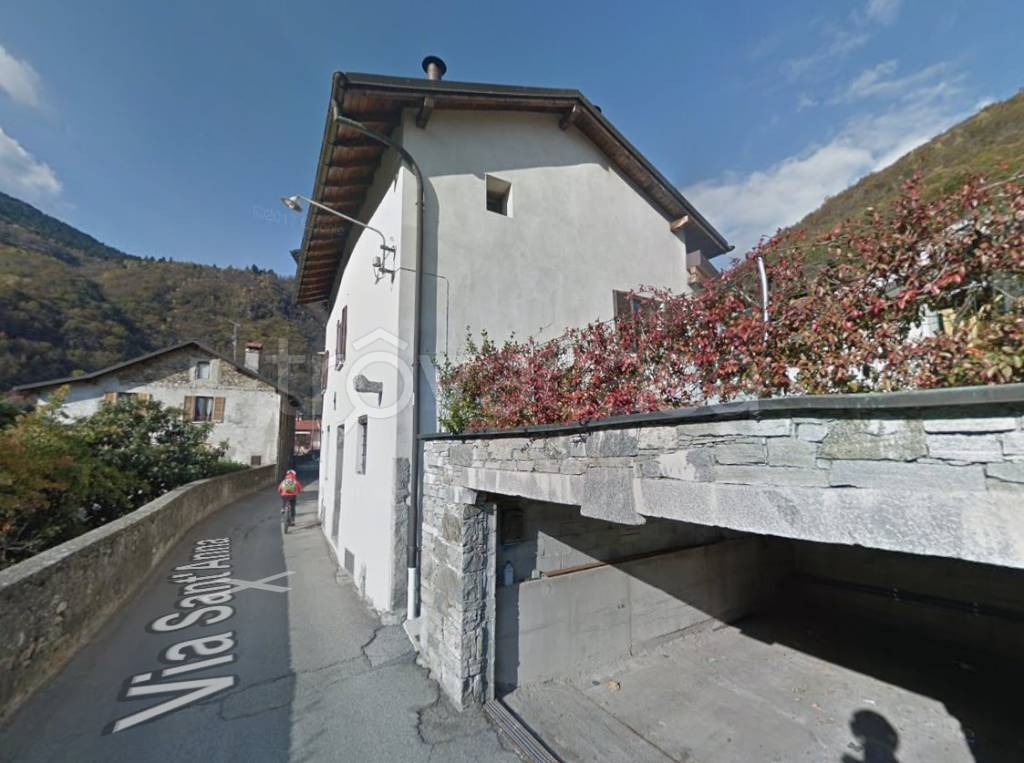casa indipendente in vendita a Cannobio